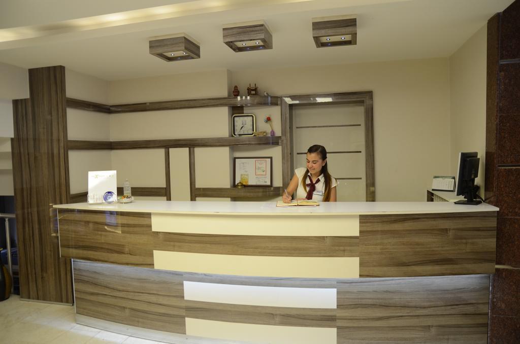 纳帕酒店 代尼兹利 外观 照片