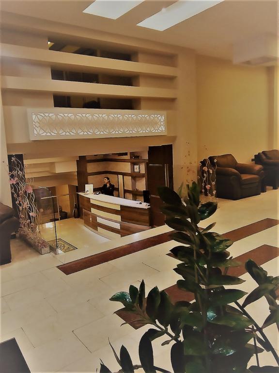 纳帕酒店 代尼兹利 外观 照片